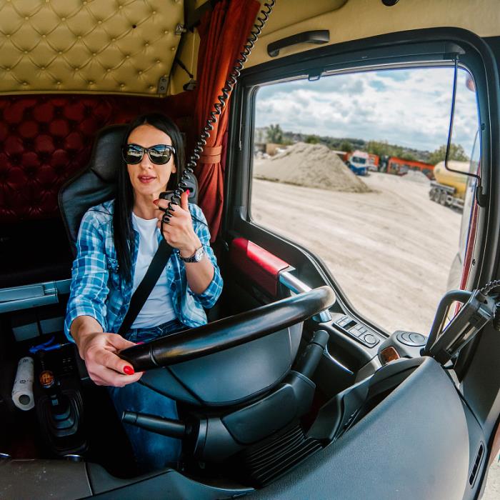 贵安新区马邦电桩物流有限公司