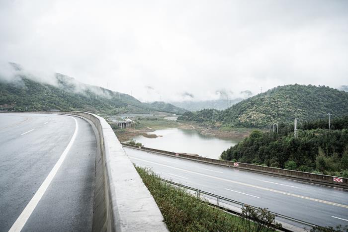 兴宁市裕兴物流站 兴宁市裕兴物流站