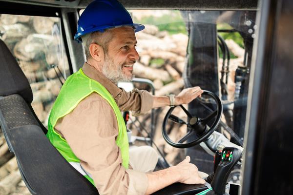 双鸭山达伟物流有限公司