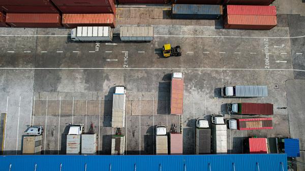 东莞市伟富物流有限公司