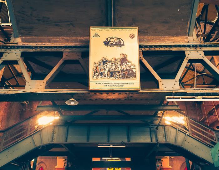 深圳市鑫正达物流有限公司