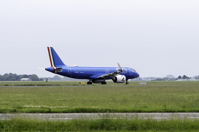 广西鸿祥物流有限公司