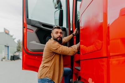 日照瀚顺物流有限公司