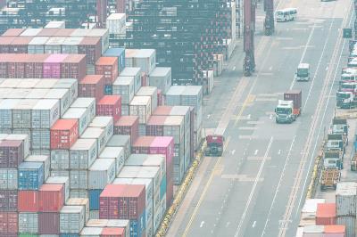 青岛万乾物流有限公司