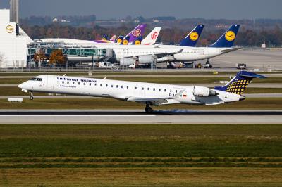 天津四方鼎盛物流有限公司