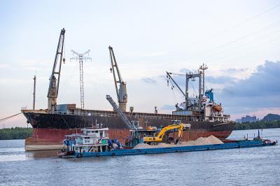 广州市凌腾物流有限公司