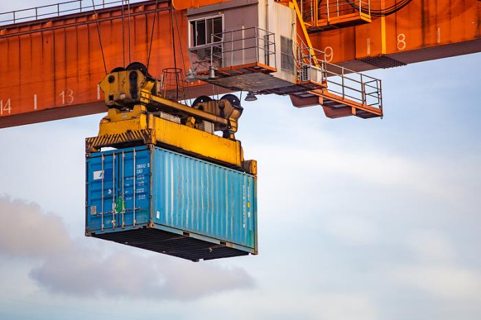 青岛鑫隆川物流有限公司简单说明