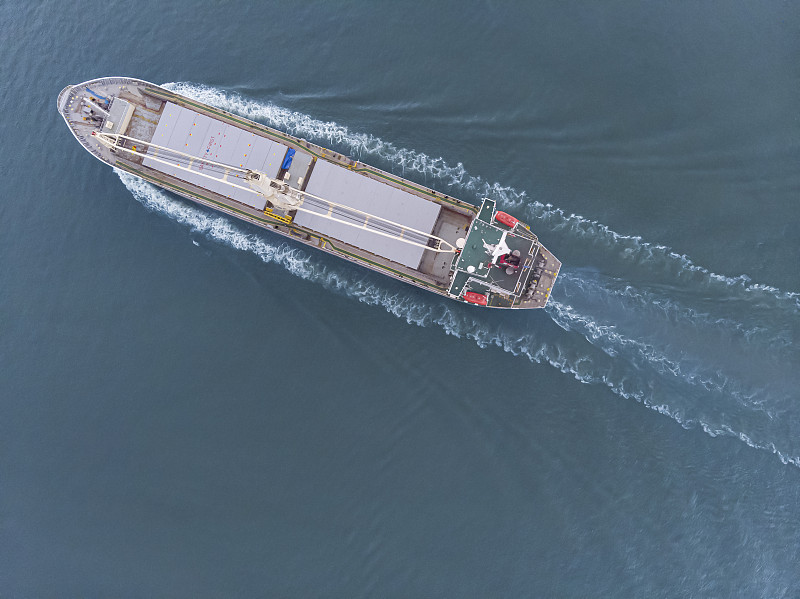 亚马逊查尔顿的新物流商品中心正式投入运营