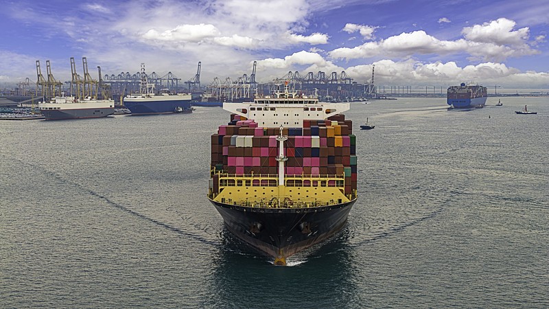 铁道车辆通过中国重庆外贸物流专线送达冰岛