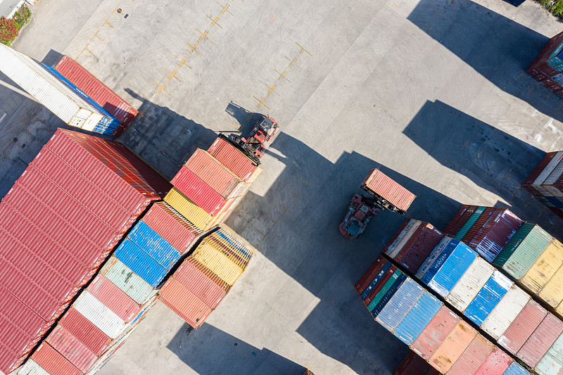 汽车改装件(车身包围、尾翼、轮毂)选用中国上海外贸物流专线快递至南非德班 汽车改装件(车身包围、尾翼、轮毂)选用中国上海外贸物流专线快递至南非德班