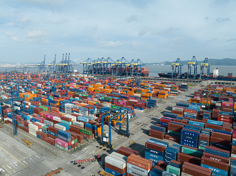 炒锅运用中国中山国际货运专线抵达越南