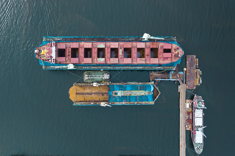 重黄娑罗双木借助中国天津环球货运专线抵达越南胡志明市 重黄娑罗双木借助中国天津环球货运专线抵达越南胡志明市