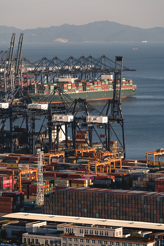 防晒冰袖应用中国深圳环球货运专线发往卢森堡 防晒冰袖应用中国深圳环球货运专线发往卢森堡