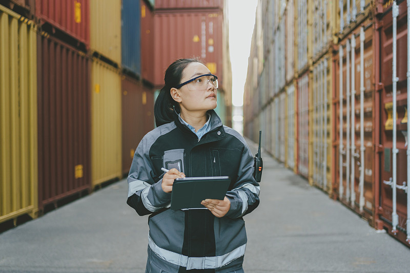 游戏手柄运用中国山东烟台国际运输专线快速送达韩国