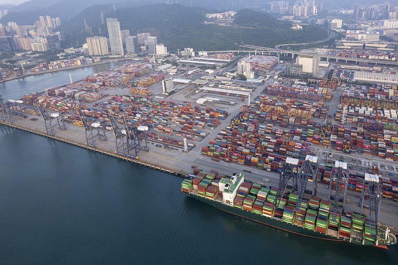 小熊电饼铛使用中国浙江义乌国际快递专线准时送达英国 小熊电饼铛使用中国浙江义乌国际快递专线准时送达英国