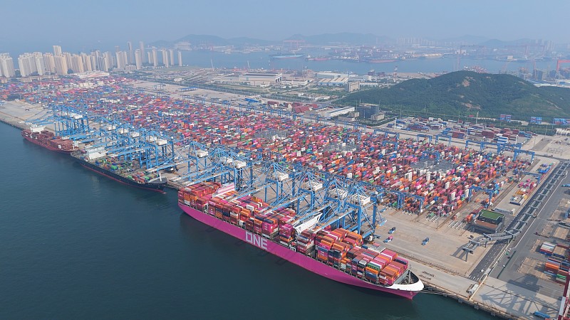 木制浴室柜通过中国浙江宁波全球物流专线送到印度孟买