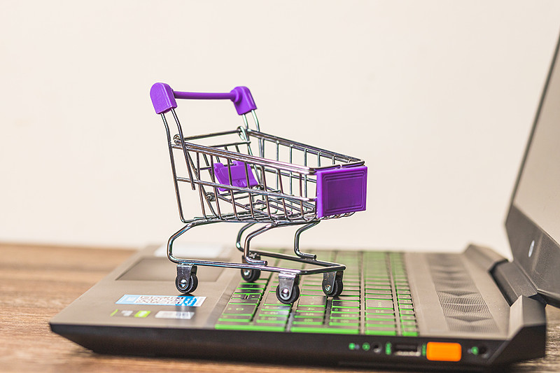 基础化工品利用中国上海国际物流专线托运至丹麦