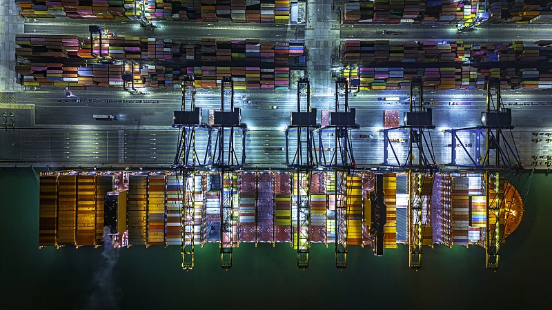 书架采取中国广东深圳国际货运专线运到摩尔多瓦 书架采取中国广东深圳国际货运专线运到摩尔多瓦