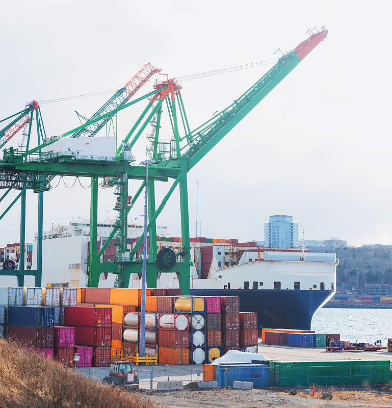 上海城隍庙梨膏糖通过中国广州国际货运专线托运至新加坡