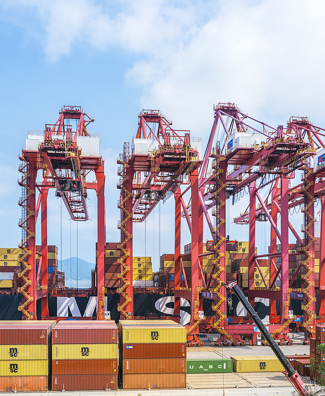 电气借助中国浙江金华市外贸物流专线及时送达日本东京