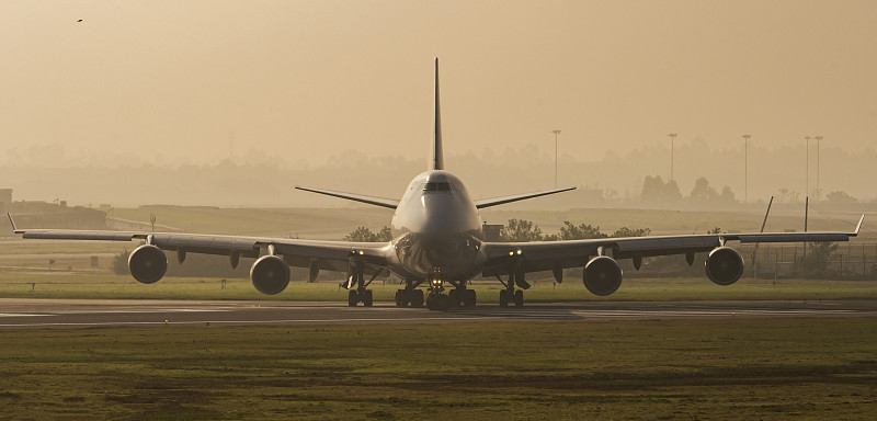 空调借用中国广东深圳跨境物流专线派送到日本 空调借用中国广东深圳跨境物流专线派送到日本