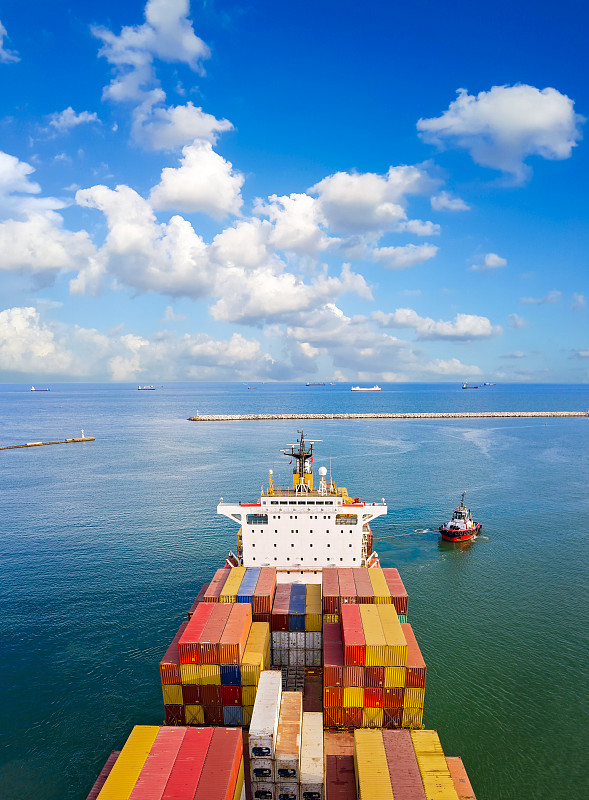 筷子借助中国肇庆国际快递专线及时送达意大利