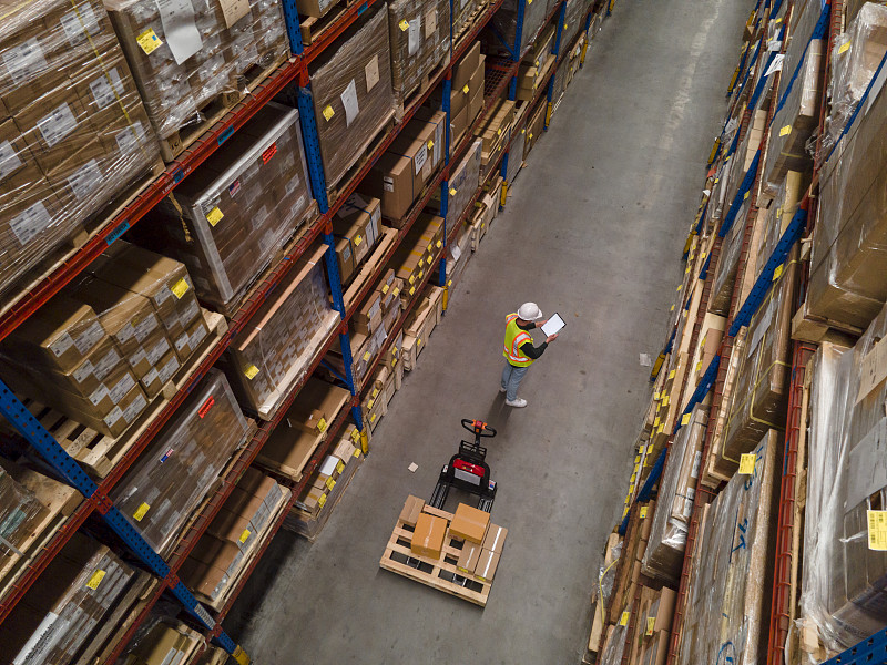 聚乙烯/聚丙烯经中国浙江宁波跨境物流专线运送至沙特阿拉伯吉达 聚乙烯/聚丙烯经中国浙江宁波跨境物流专线运送至沙特阿拉伯吉达