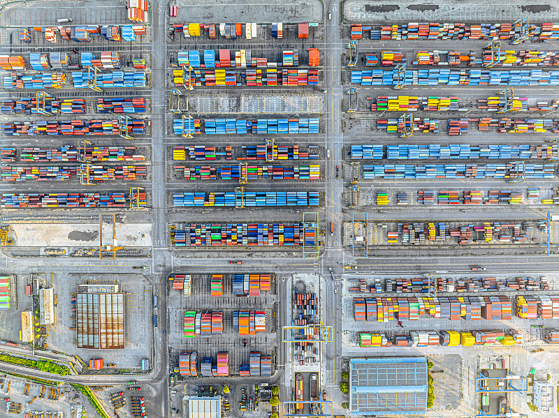 煤炭运用中国天津全球物流专线送到印度尼西亚雅加达