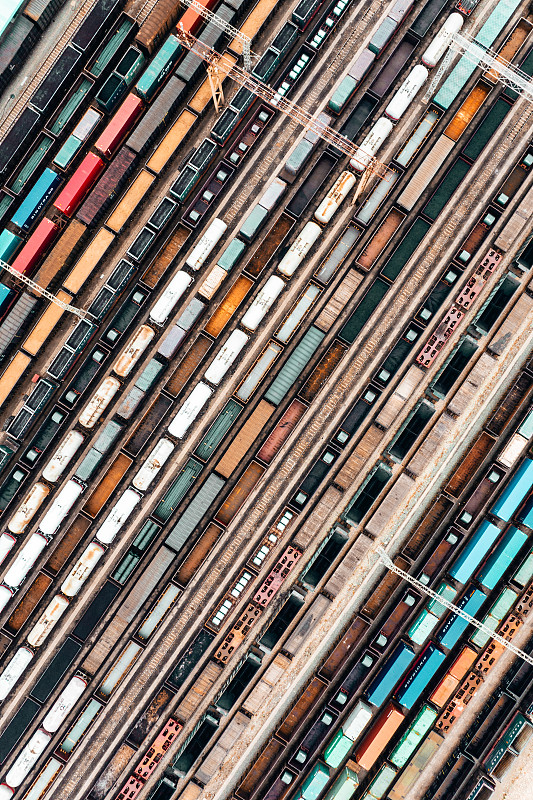 卸妆水中国湖北武汉国际货运专线送抵美国洛杉矶 卸妆水中国湖北武汉国际货运专线送抵美国洛杉矶