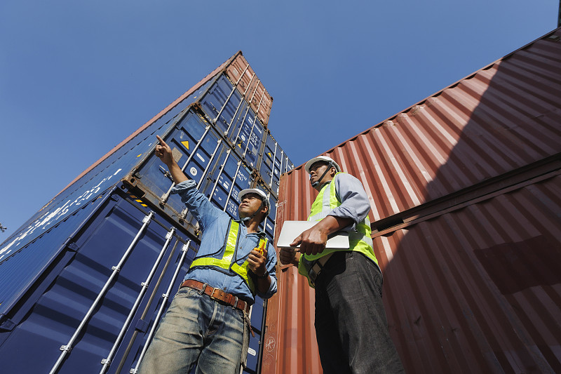 传统节日灯笼采用中国江苏苏州国际物流专线送抵俄罗斯 传统节日灯笼采用中国江苏苏州国际物流专线送抵俄罗斯