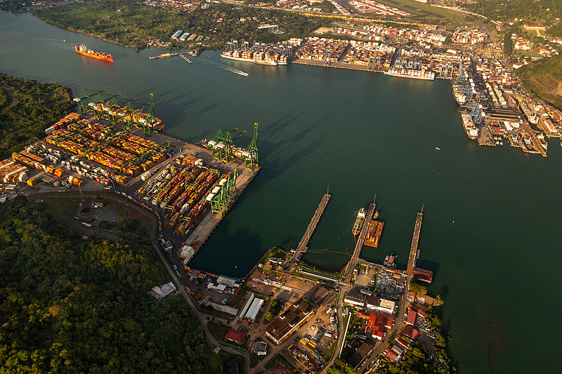 稀土及其制品借助中国山东青岛全球物流专线安全送达印度孟买