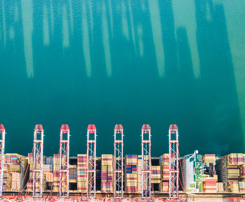 汽车零部件利用中国浙江宁波环球货运专线派送到德国汉堡 汽车零部件利用中国浙江宁波环球货运专线派送到德国汉堡