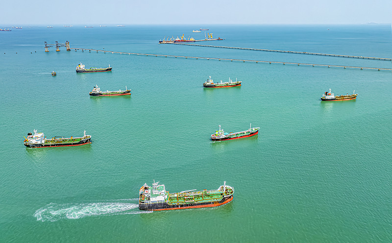 轴承、阀门经中国上海环球货运专线抵达马来西亚巴生港 轴承、阀门经中国上海环球货运专线抵达马来西亚巴生港