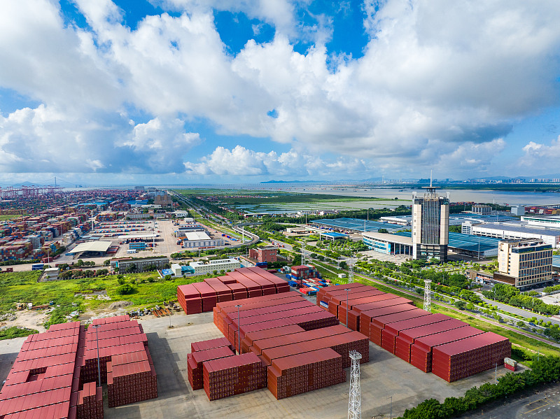 投影滤镜经中国辽宁大连跨国货运专线发往新加坡 投影滤镜经中国辽宁大连跨国货运专线发往新加坡