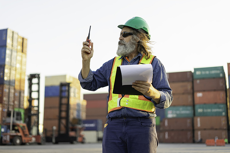 运动鞋应用中国广东东莞环球货运专线送到比利时 运动鞋应用中国广东东莞环球货运专线送到比利时