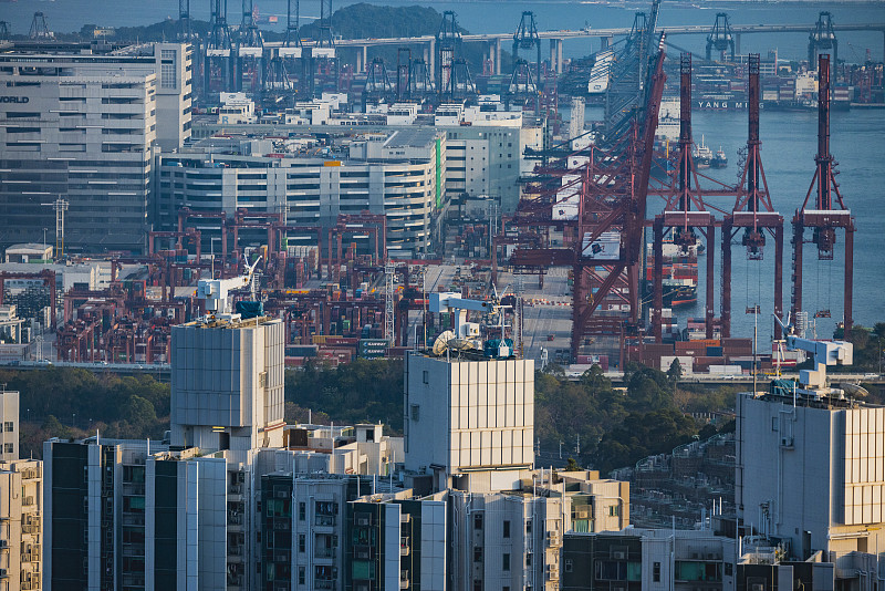 地板清洁剂借用中国天津外贸物流专线抵达阿联酋