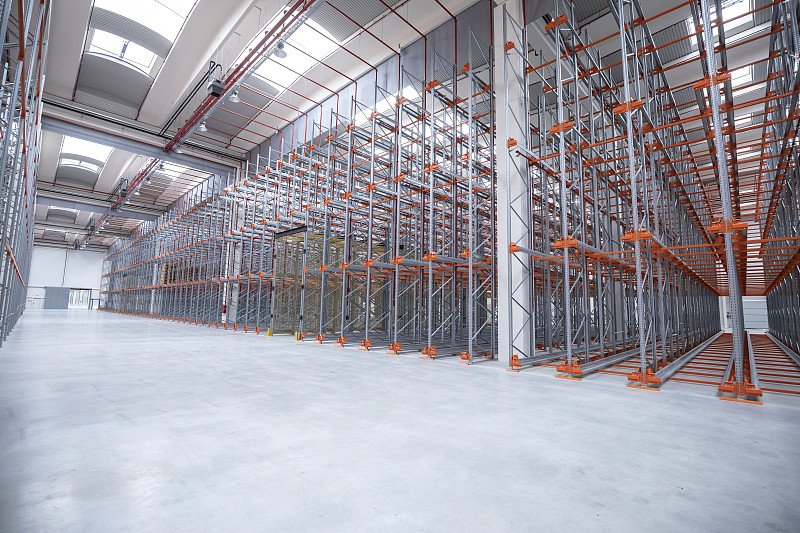 玉镯采取中国广东广州国际快递专线送抵俄罗斯 玉镯采取中国广东广州国际快递专线送抵俄罗斯