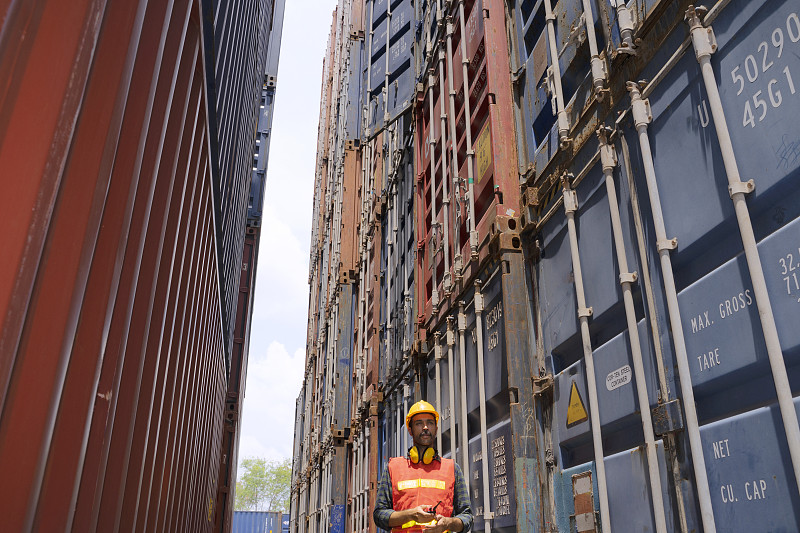 音响压缩器借助中国浙江杭州国际快递专线运送至土耳其 音响压缩器借助中国浙江杭州国际快递专线运送至土耳其