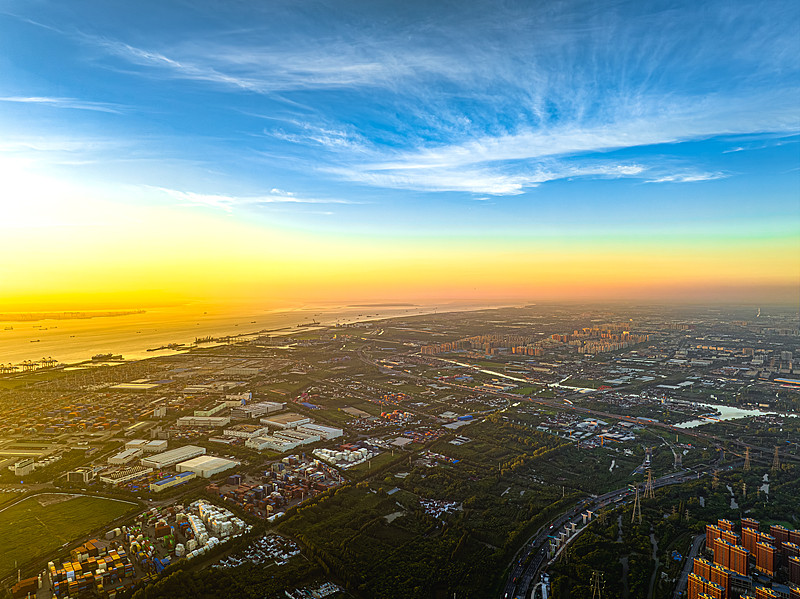 砧板运用中国山东青岛环球货运专线配送到加拿大