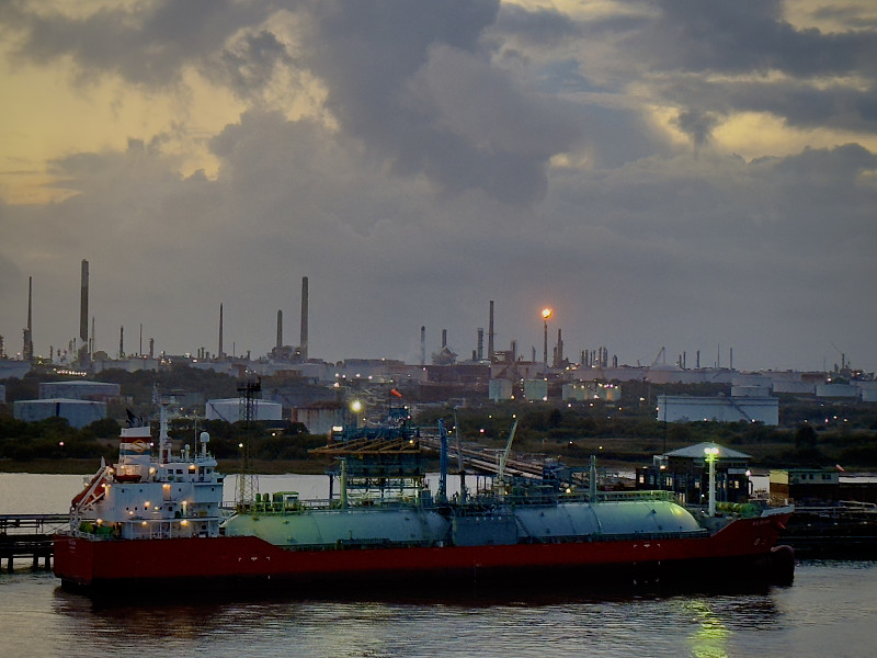 花瓶应用中国辽宁大连环球货运专线运到澳大利亚悉尼