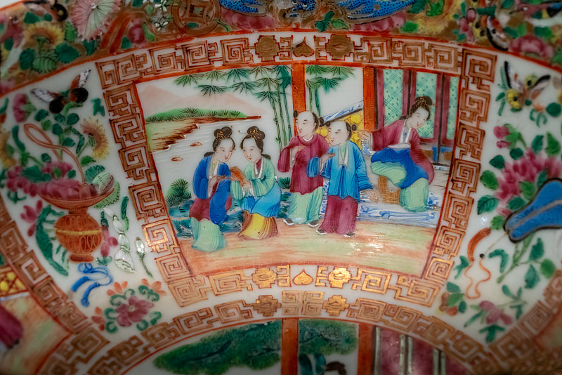 六神花露水借用中国广东深圳跨境物流专线抵达加拿大