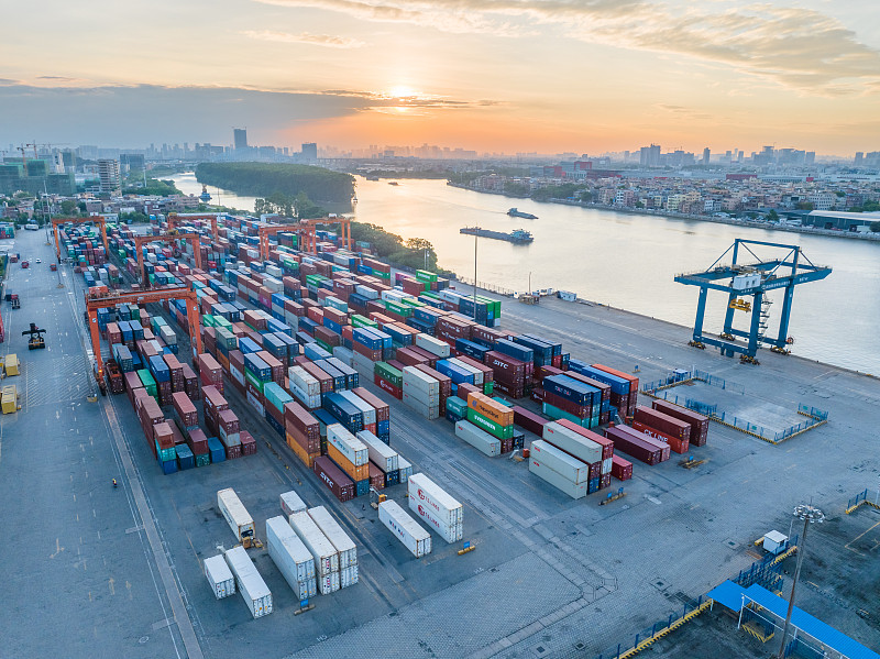 惠普扫描仪经过中国广东深圳国际货运专线快送到德国