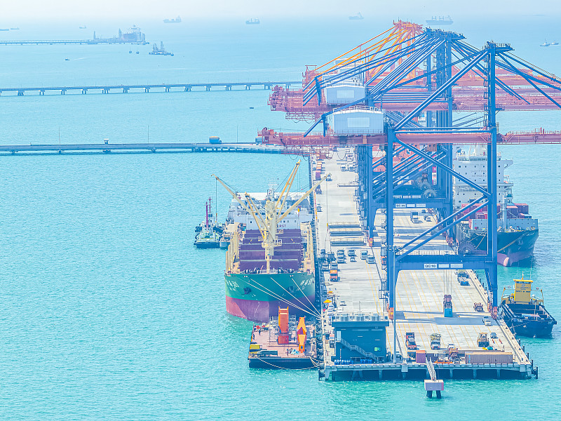 救生圈经过中国广东广州全球物流专线承运至智利