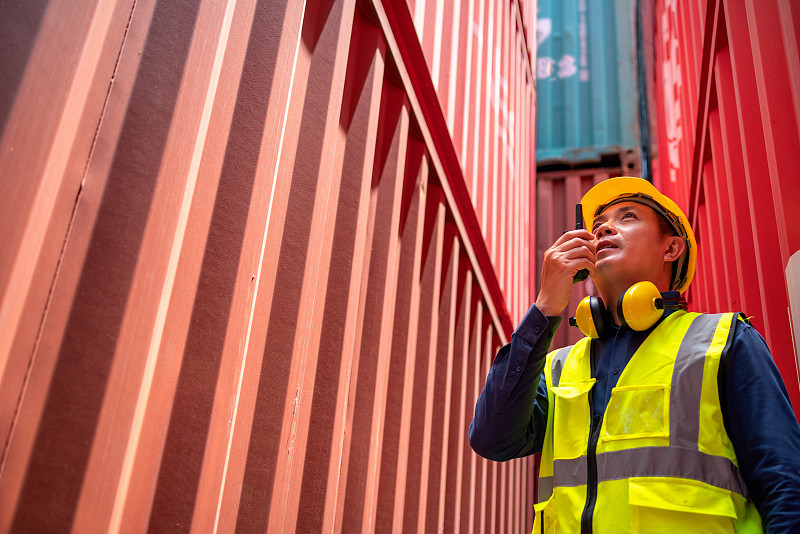 对联借助中国珠海跨境物流专线配送到比利时