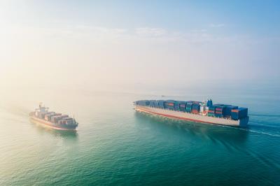 茶具套装借助中国天津国际快递专线递送到美国