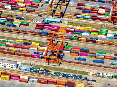 仿真绢花利用中国东莞国际快递专线托运至土耳其